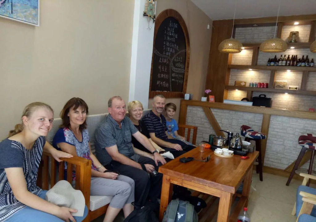 Lazy Peoples Inn
