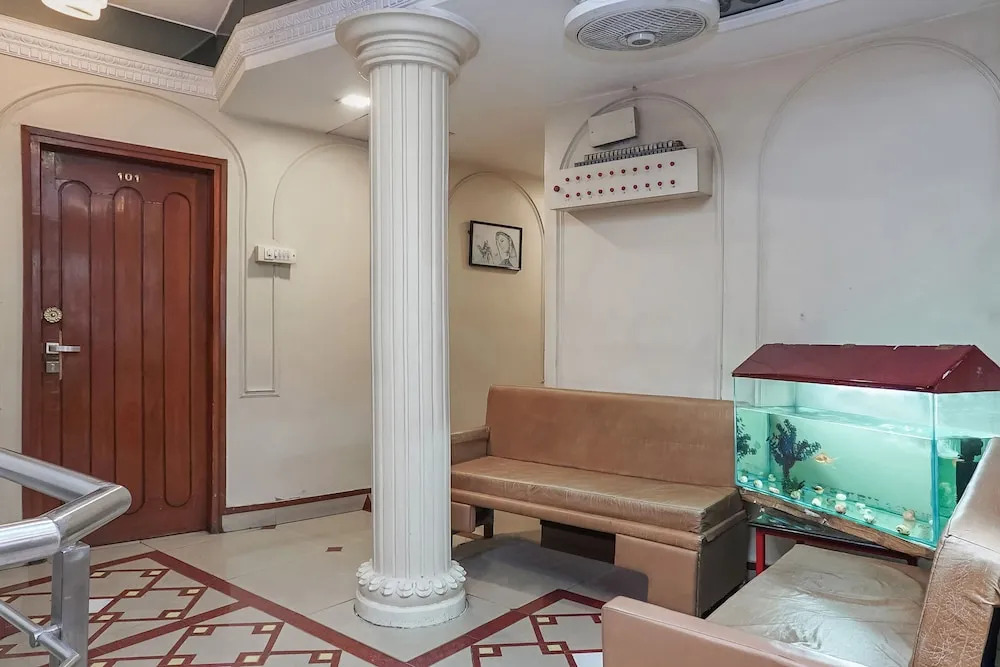 Hotel Tushar