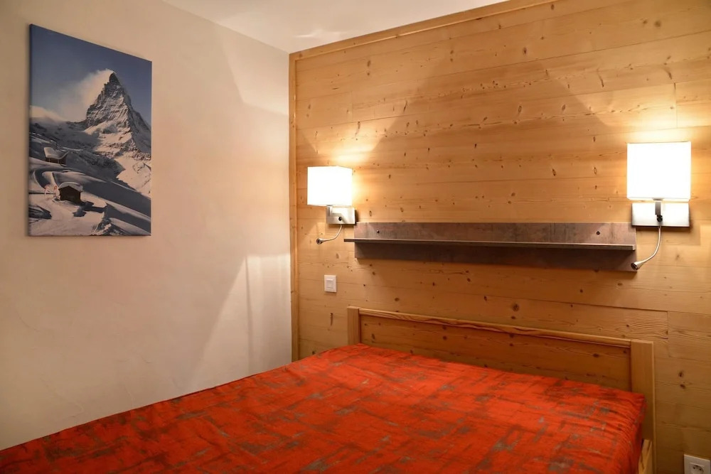 Residence Saintjacques Two-room Apartment for 5 People, in the Resort Center S605