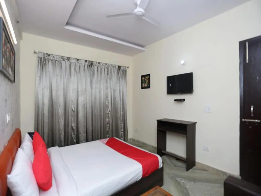 OYO 19331 Homeystay Fortune