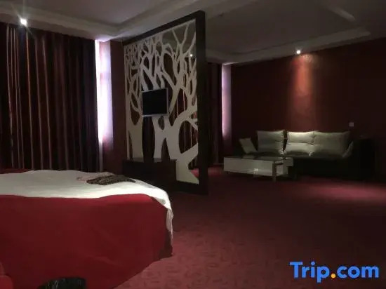 Weihui Jingshang Mingzhu Hotel