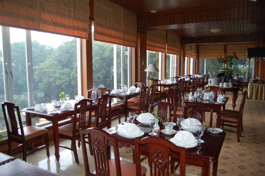 Royal Senyiur Hotel