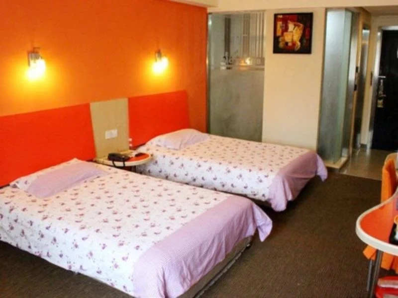 Motel 168 Zhenjiang North Road