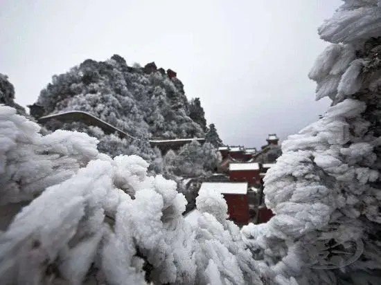 Wudang Mountain Longyuange Hotel