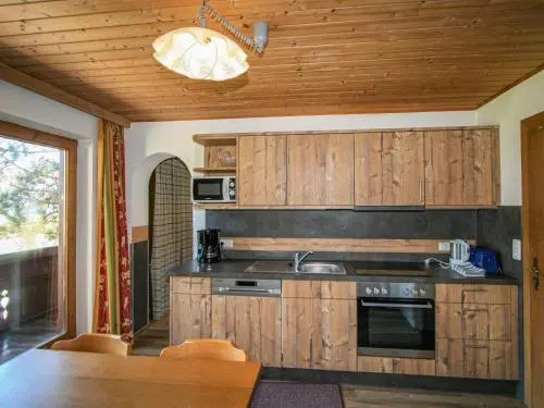 Holiday Home Hussl by Interhome