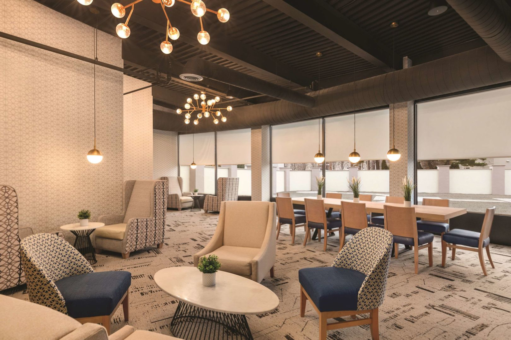 Holiday Inn Philadelphia Arpt-Stadium Area by IHG