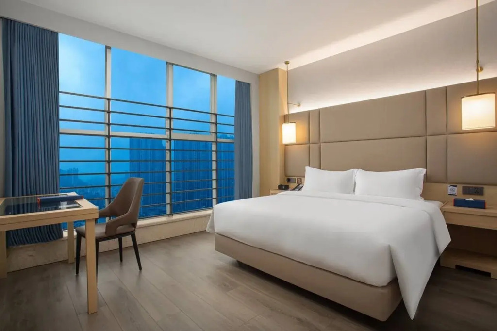 Days Hotel BY Wyndham Shenzhen Sanlian