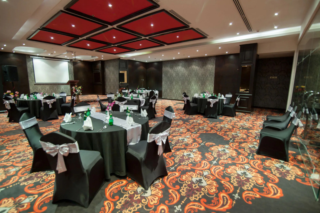 Premier Hotel