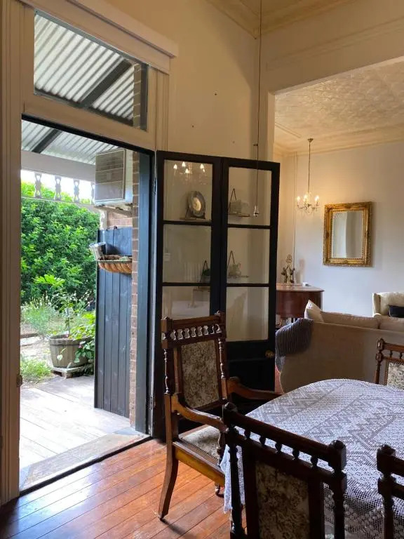 Wingham House - Pet Friendly