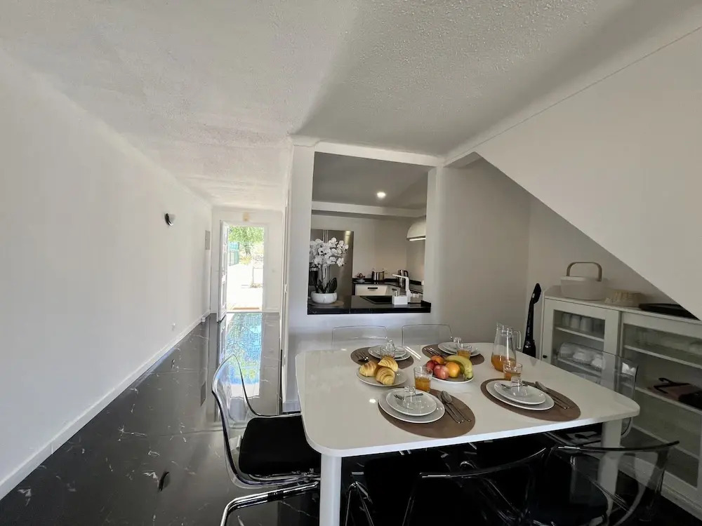 Albufeira Stylish 3 by Homing