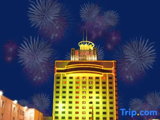 Thank Inn Plus hotel He'nan Zhoukou Chuanhui District Red Star Macalline