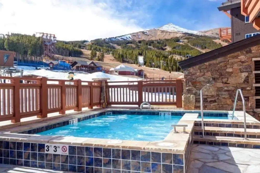 Crystal Peak 2 Bedroom Condo at Peak 7