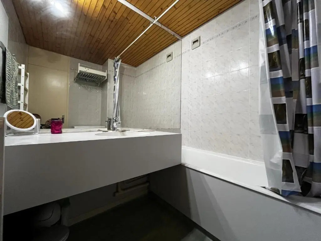 Appartement Les Sables-d'Olonne, 3 pièces, 6 personnes - FR-1-197-489