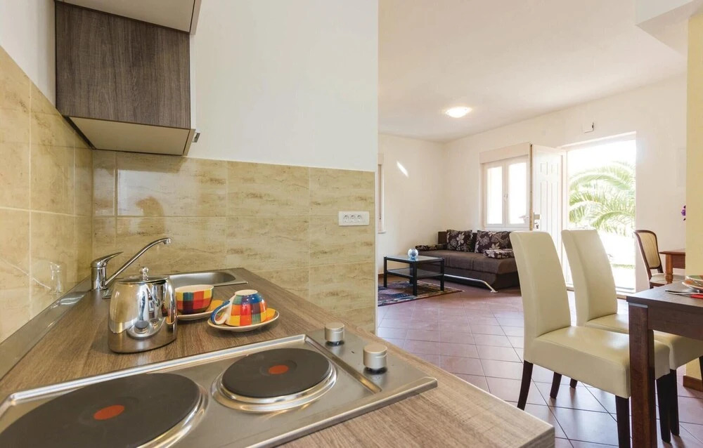 Awesome Home in Ika With Wifi and 2 Bedrooms