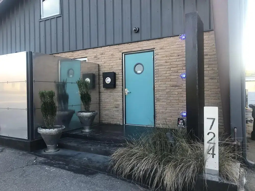 The Hangar Lofts Hotel