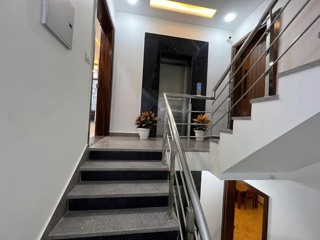 Lime Tree Two BHK Service Apartment Golf Course Road Gurgaon