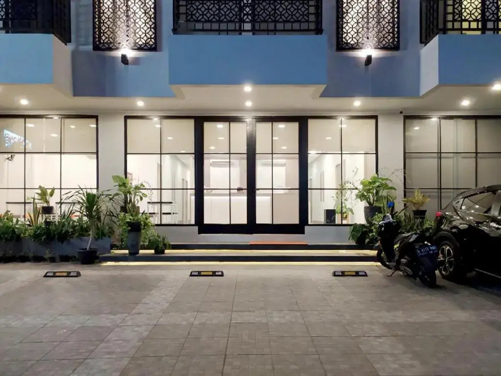 Front One Residence Syariah Mampang