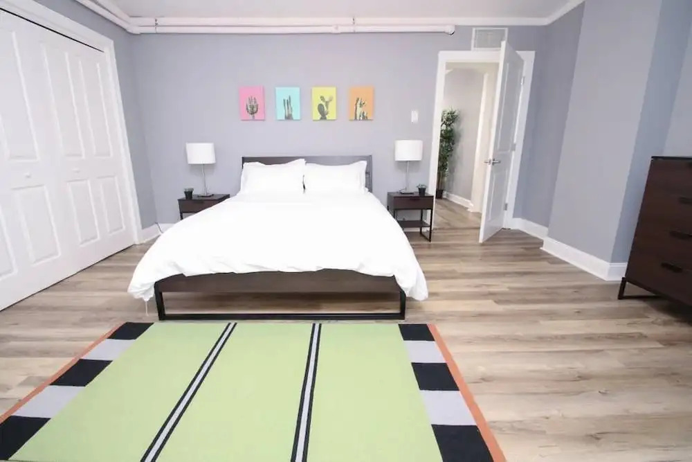 Fantastic Comfort! Downtown + Old City! Sleeps 5!