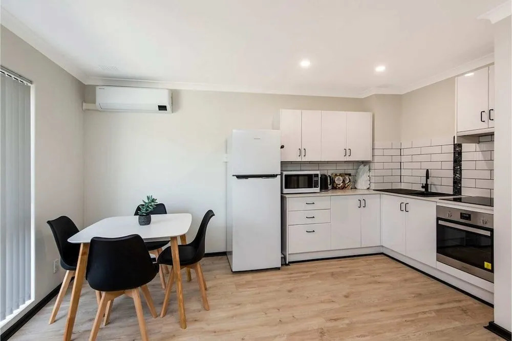 Peaceful South Perth Home near Perth Center
