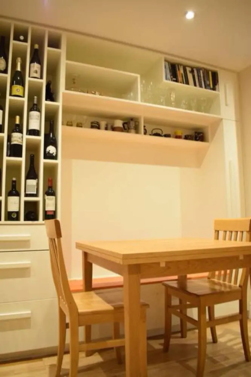 2 Bedroom Apartment Near The Oval Sleeps 4