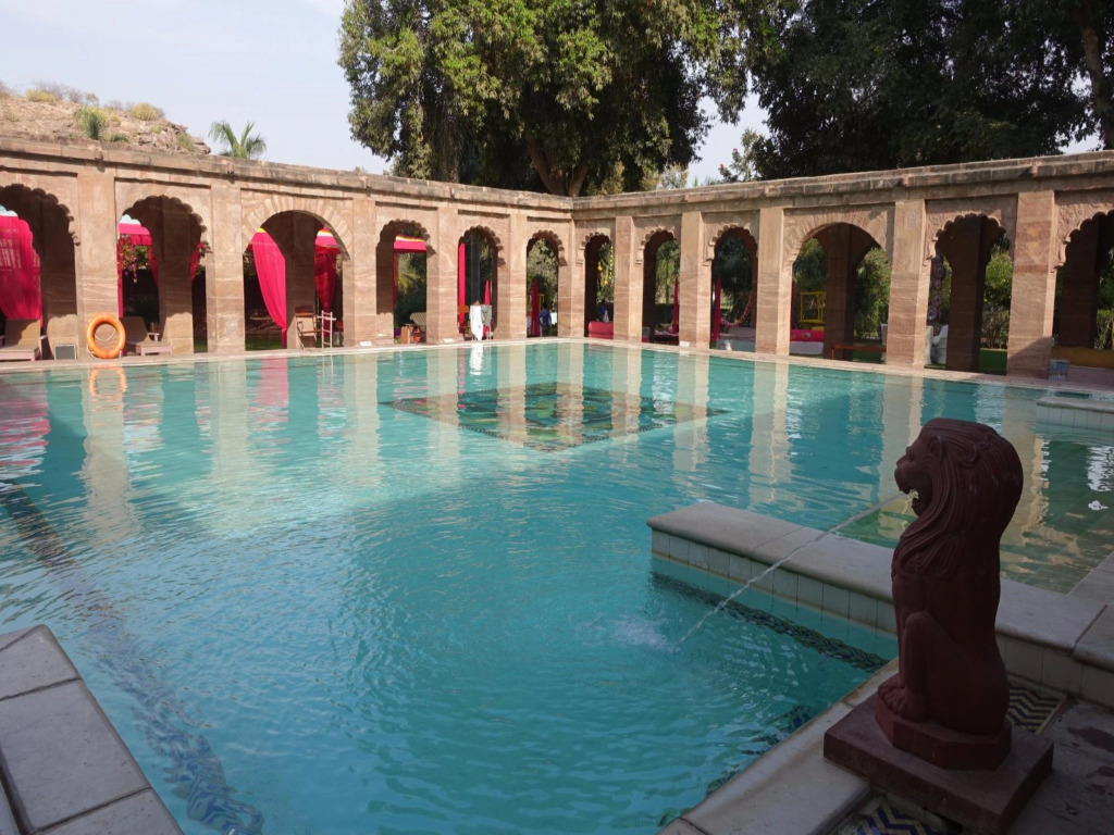 WelcomHeritage Bal Samand Lake Palace