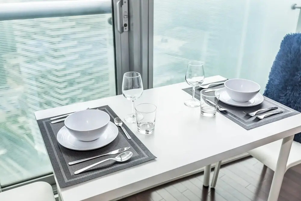 New!! Couples Retreat.luxury Condo.central