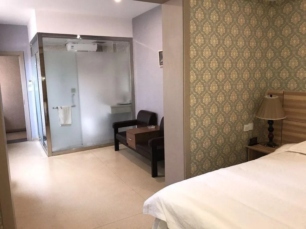 Center Of City Creo Hotel