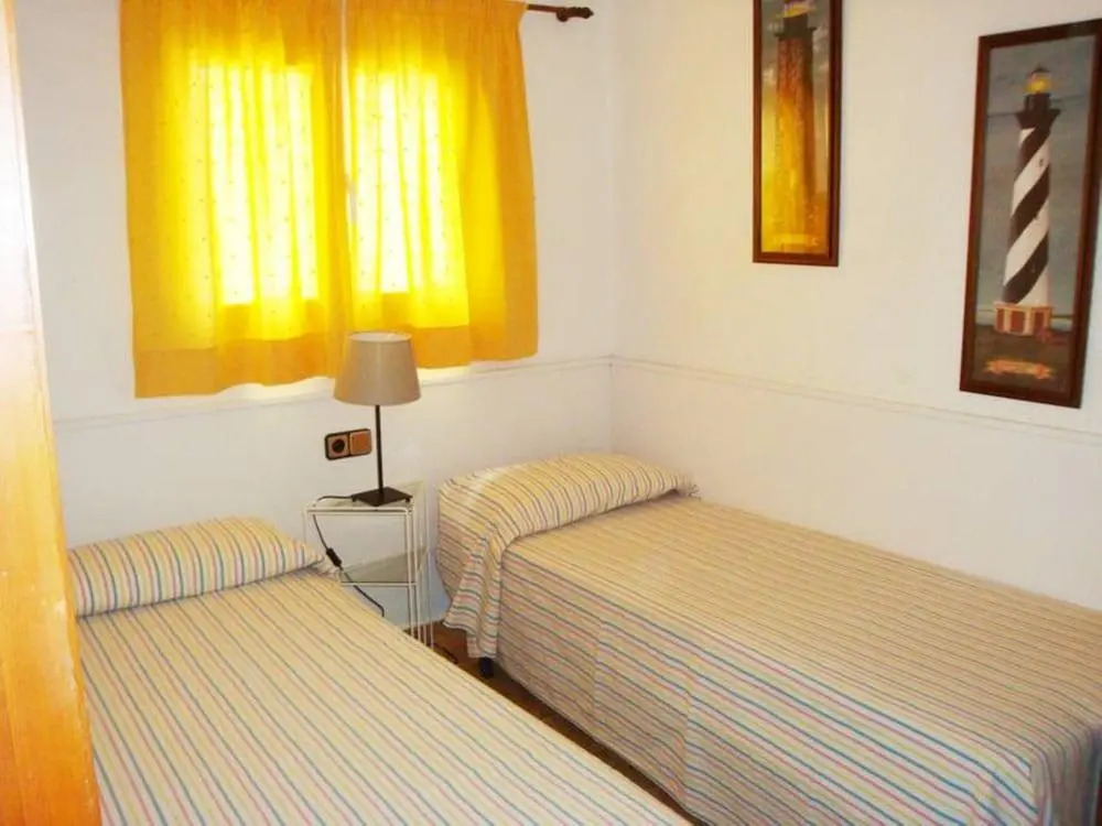 107522 - Apartment in Cala Canyelles