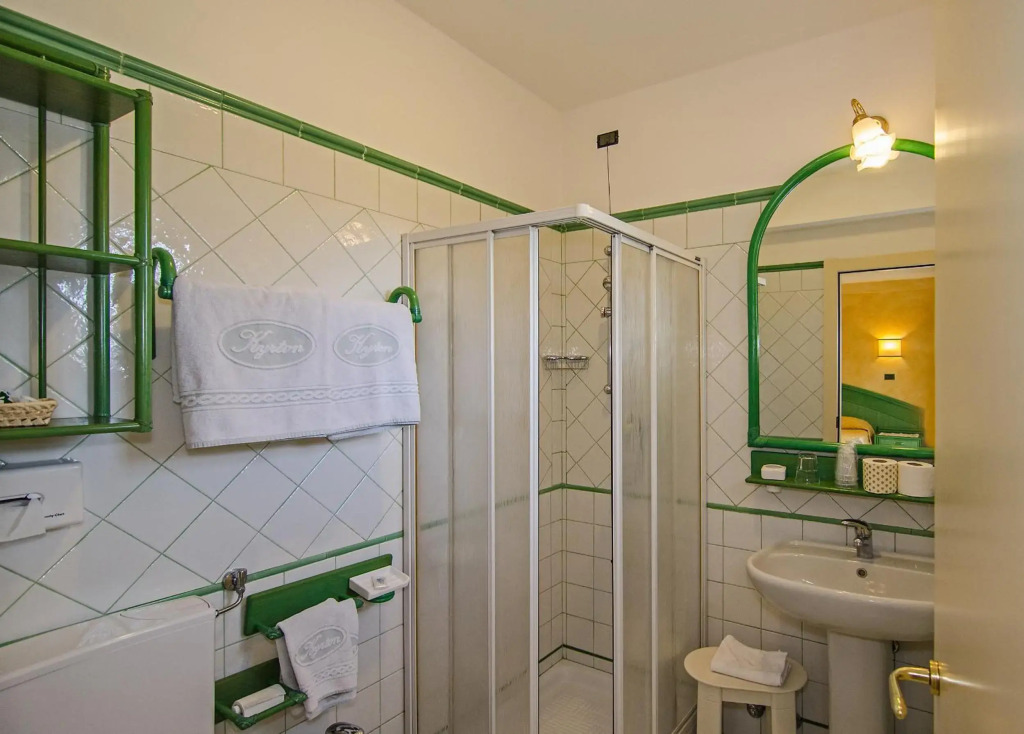 Hotel Kyrton