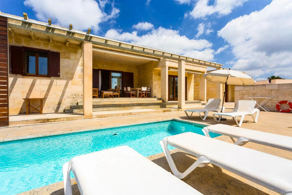 Water Front Villa Shalom Private Pool Walk to Beach Sea Views Wifi Car Not Required - 2324