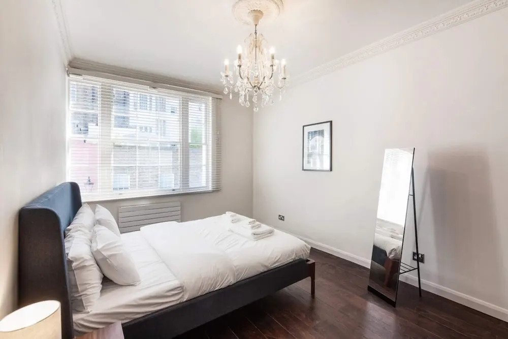 Elegant, Airy 2 Bedroom Flat in Paddington