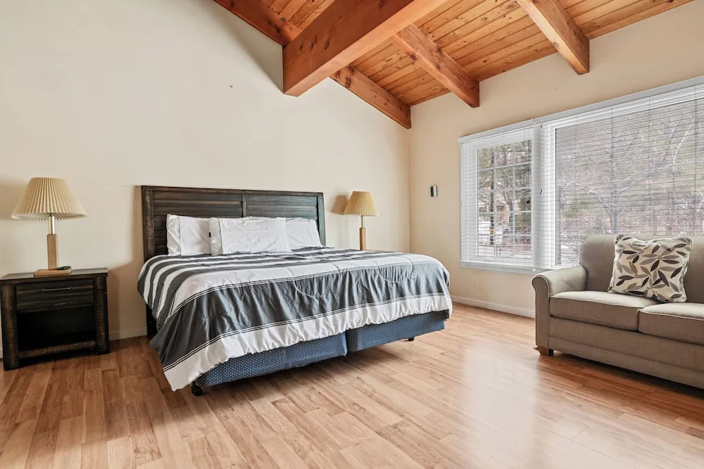 Stonehouse Retreat
