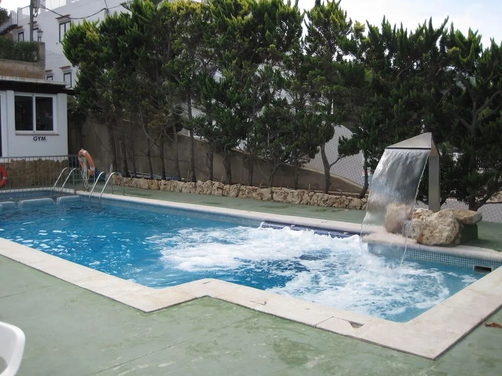 Hostal La Cigüeña
