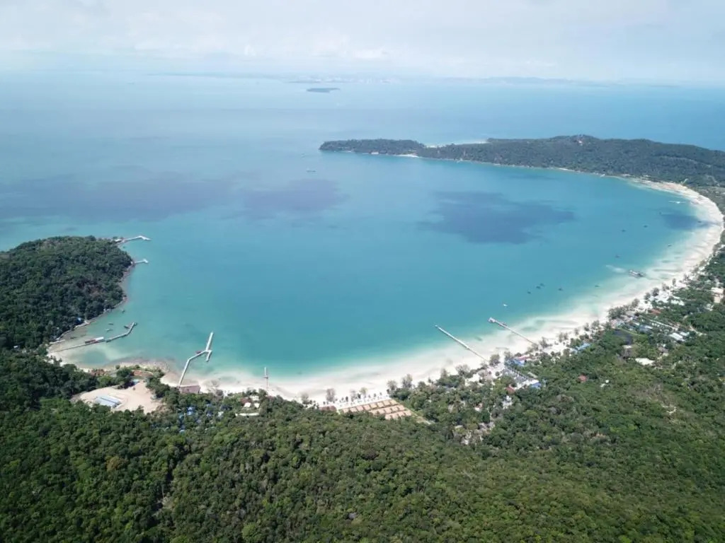 Saracen Bay Resort