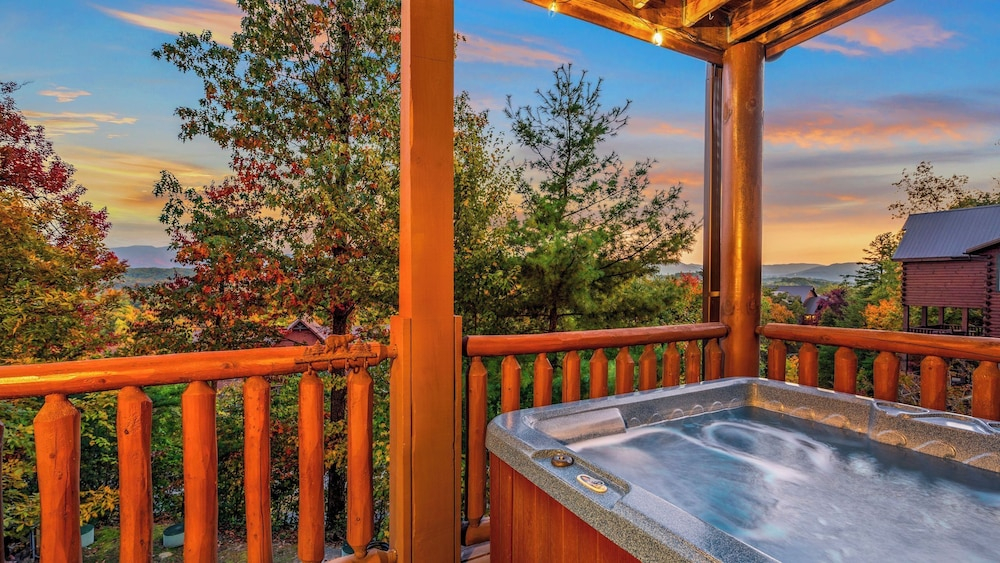 A View for All Seasons Luxe Smoky Mountain Cabin With Hot Tubs Game Room