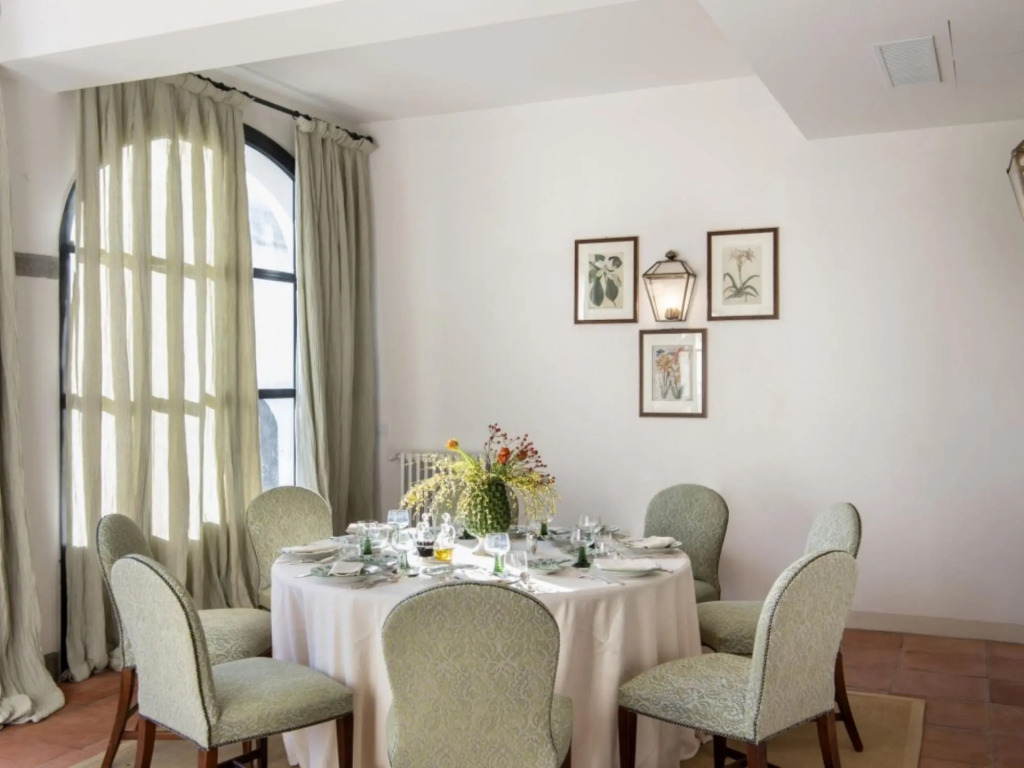 Luxury Villa in Panoramic Location 30 Minutes From Florence-villa IL Cigno