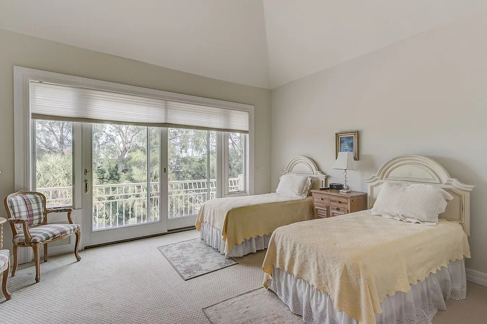 534 Avanti Villa on Grand Canal 4 Bedrooms 3 Bathrooms Townhouse