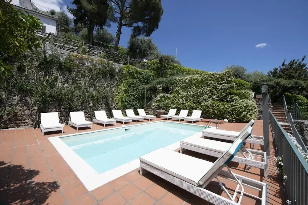 Villa Bijoux - Luxury Villa Sea View