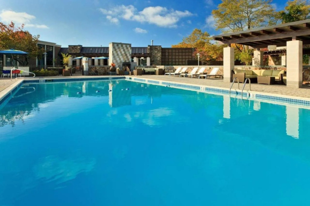 Hotel Indigo Long Island - East End by IHG
