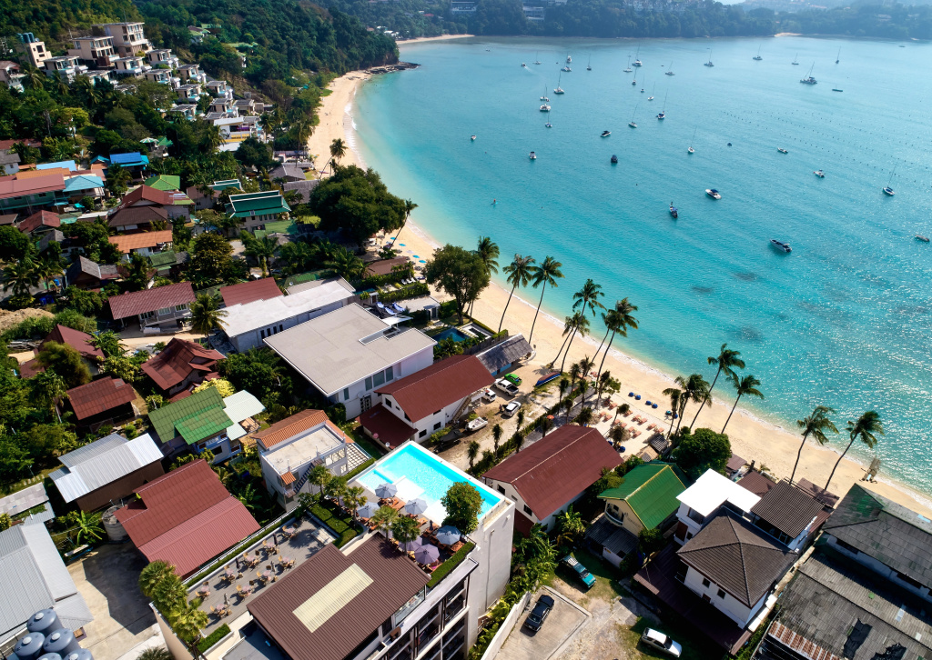 Bandara Beach Resort, Phuket