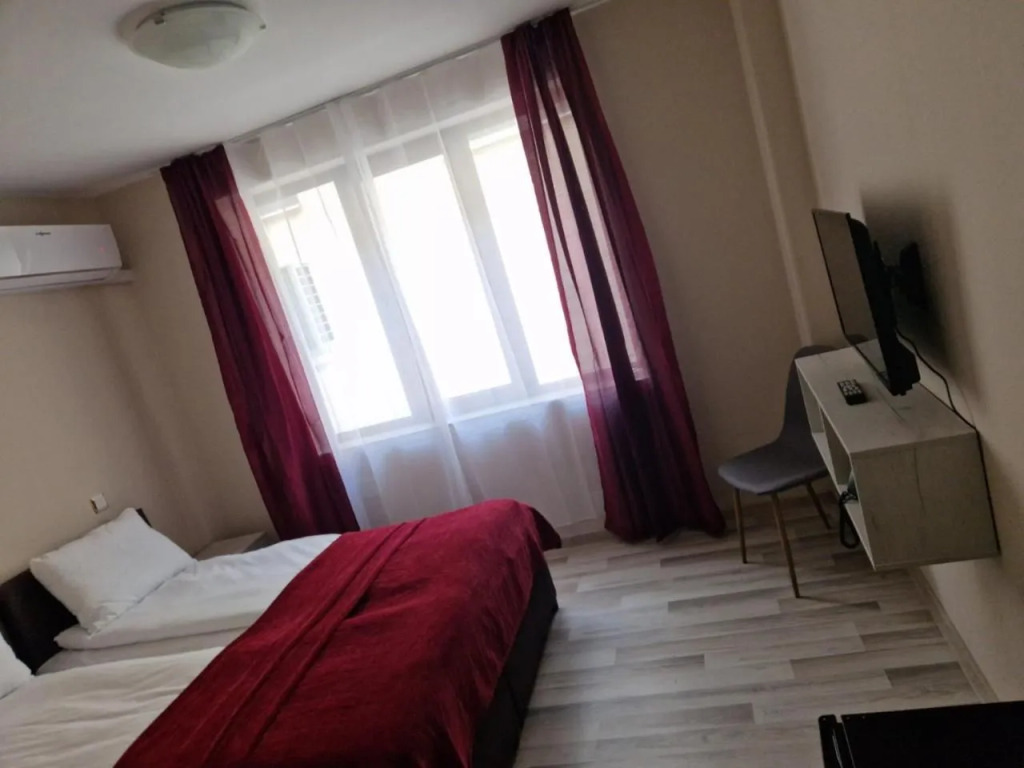 Hotel Leda