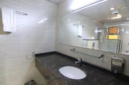 Qaser Al-Sultan Hotel Suites