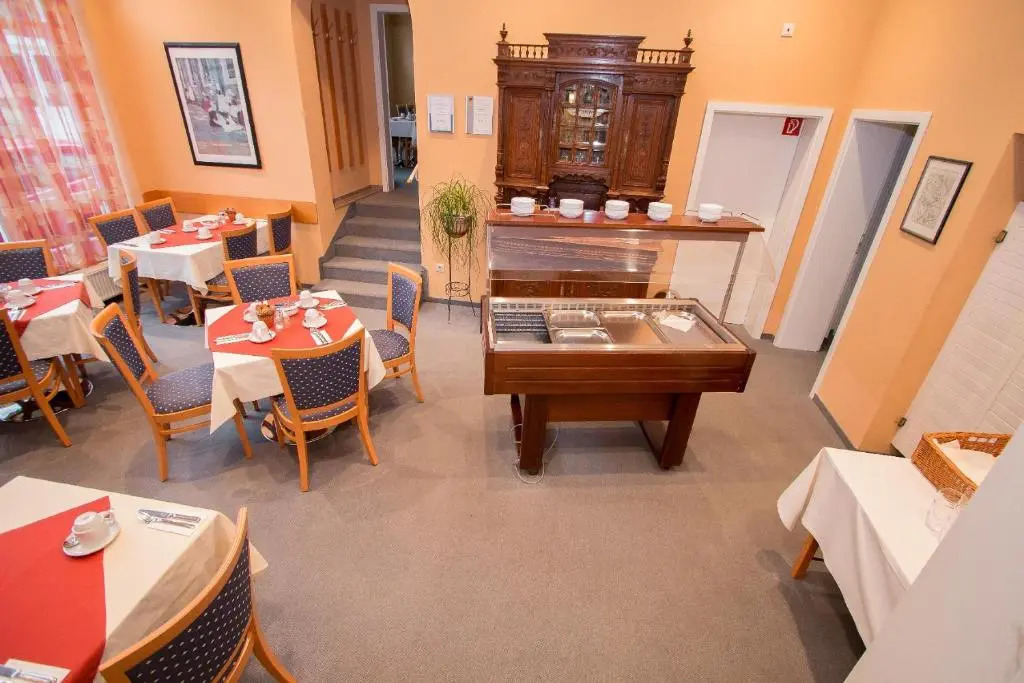 Hotel Garni am Markt - Businesshotel - Frühstücksbuffet - Fahrradabstellplatz - Hunde willkommen