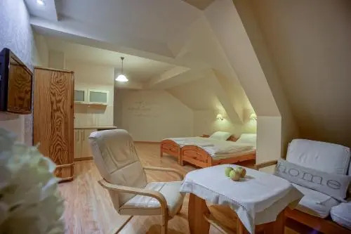 Jawor Pokoje i Apartamenty