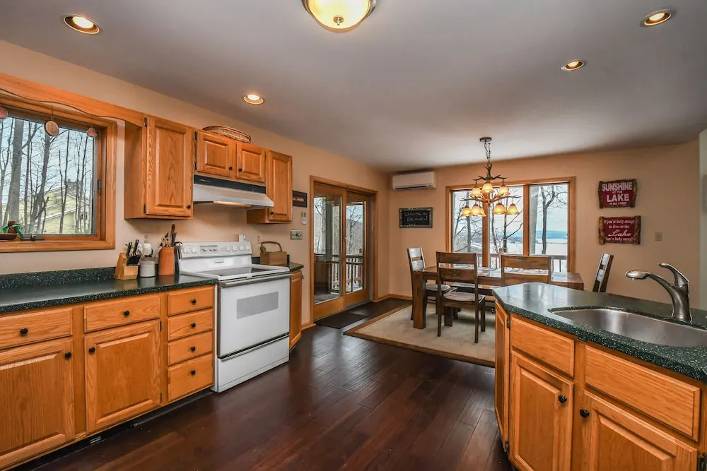 Mountain Majesty 4 Bedroom House