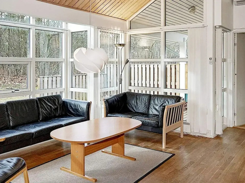 Modern Cedar Cottage near Beach - By Traum Ferienwohnungen
