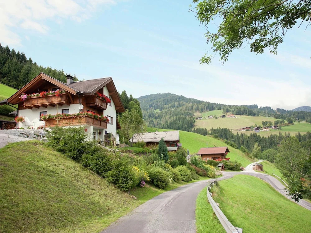 Apartment in Wagrain near Ski Slopes