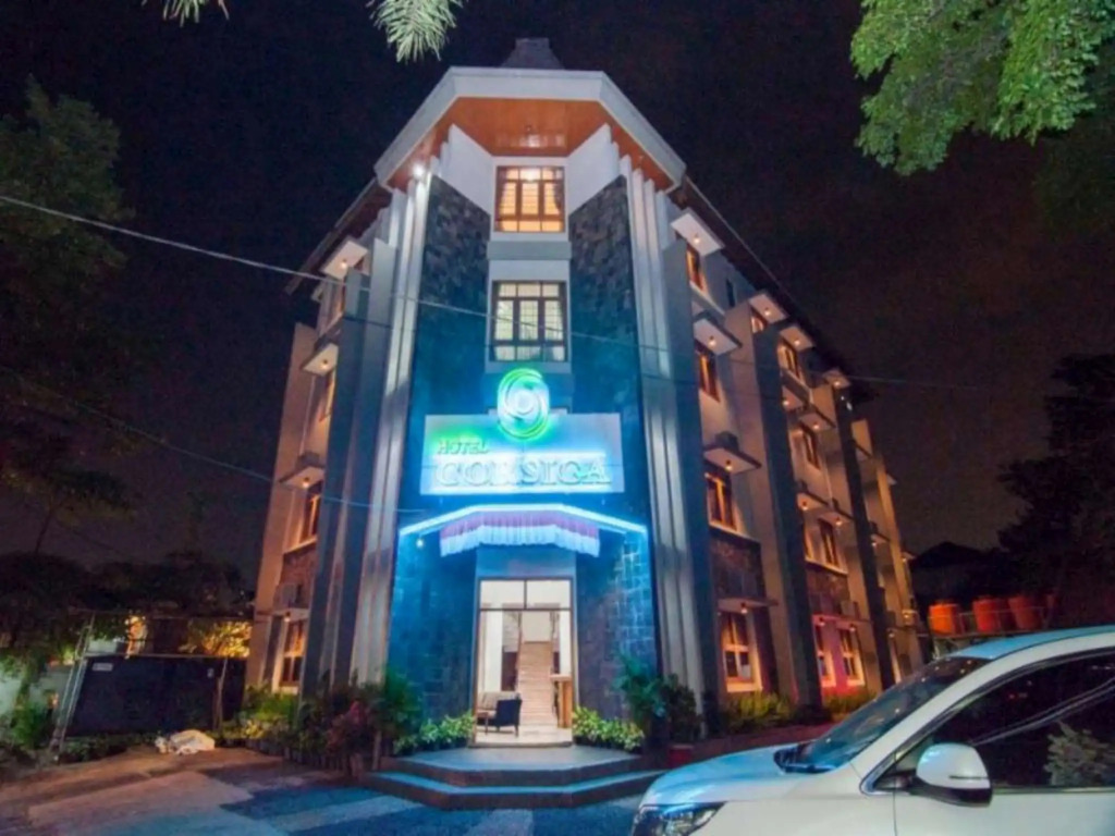 Corsica Hotel
