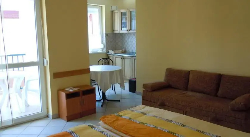 Apartman Era