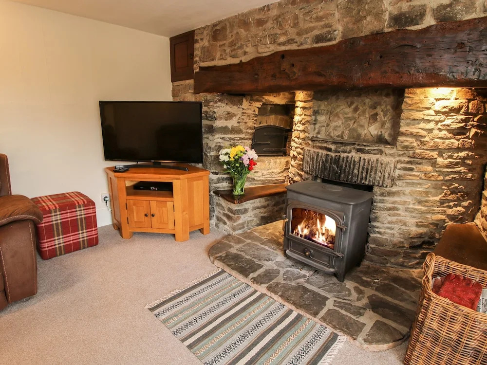 Bicton Lodge